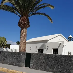 Casa A Primera Linea De Mar Villa