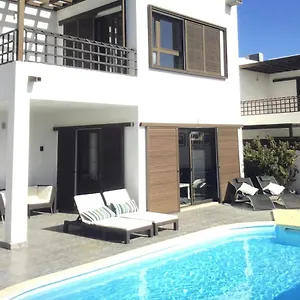 Modern With Sea Views Villa